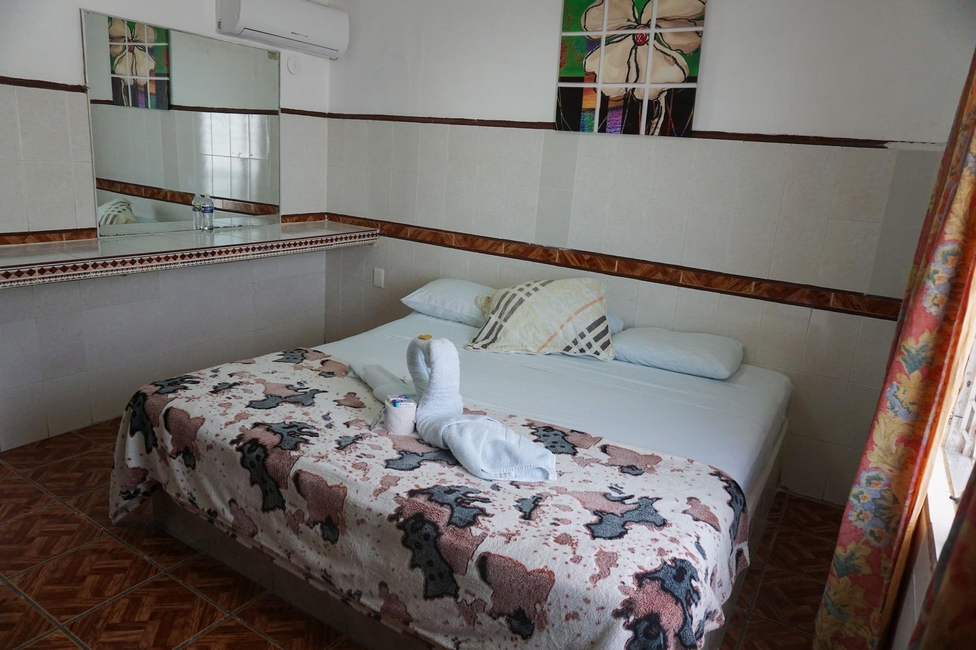 Hotel Real Azteca Chetumal Extérieur photo