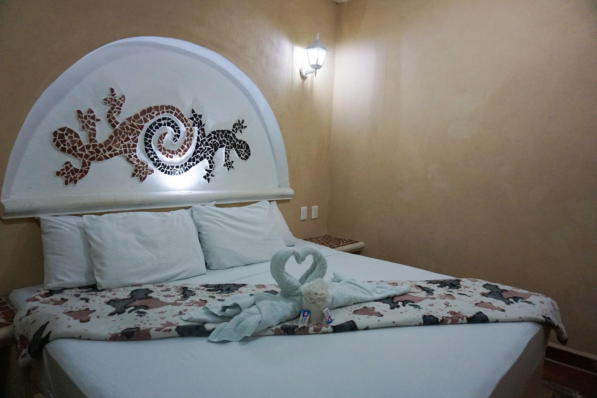Hotel Real Azteca Chetumal Extérieur photo